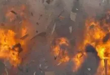 ఆక్సిజన్ ప్లాంట్ల వద్ద కార్ల పార్కింగ్ – పొంచి ఉన్న ప్రమాదం.